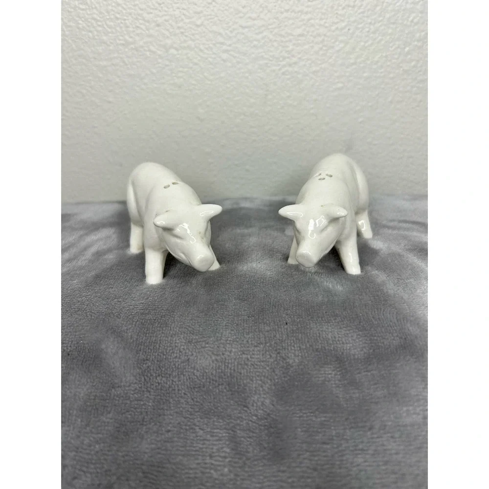 Vintage Pig Salt‎ & Pepper Shakers